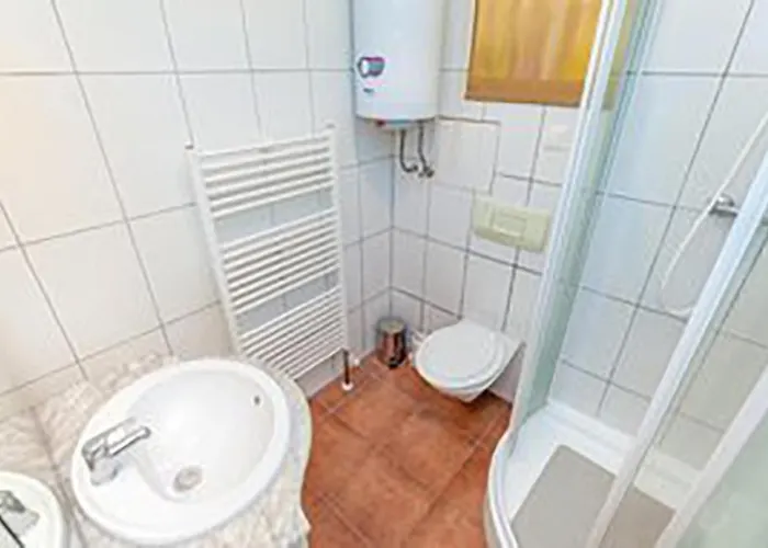 Cozy App For Three People Apartman Novi Vinodolski